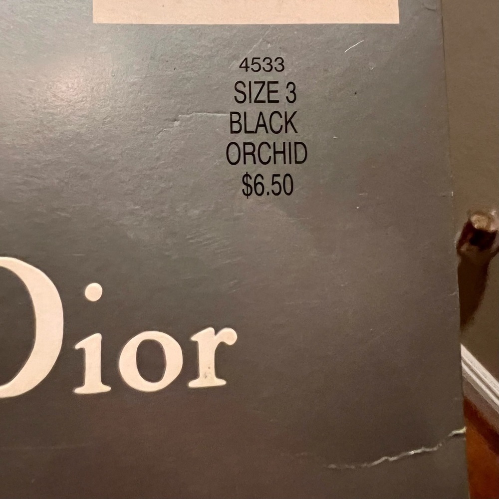 CHRISTIAN DIOR 3 pack vintage Diorissimo pantyhose. Black Orchid Size 3 - Picture 5 of 7